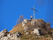 MONTE CASTELLO (croce 1425 – cima 1474 m) da Valpiana di Serina il 7 dicembre 2023 - FOTOGALLERY